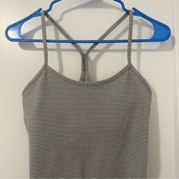Lululemon Grey White Stripes Power Y Tank Top Size 6 Women’s - Picture 3 of 11